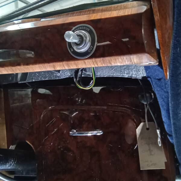 150426 1959 Jaguar MkIX Overdrive 13