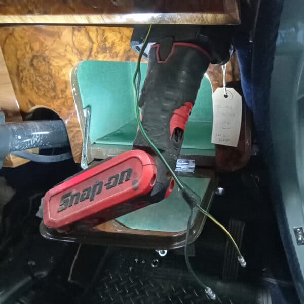 150426 1959 Jaguar MkIX Overdrive 15