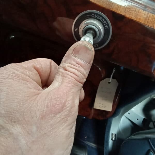 150426 1959 Jaguar MkIX Overdrive 2