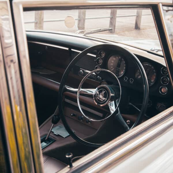 150426 1972 Rover P5 arrival 4