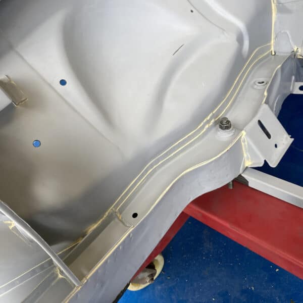 150426 1975 MG B GT V8 Engine bay seam sealed 2