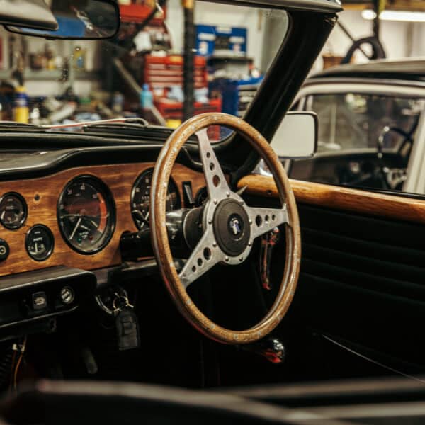 160426 1973 Triumph TR6 Gearbox removed 15