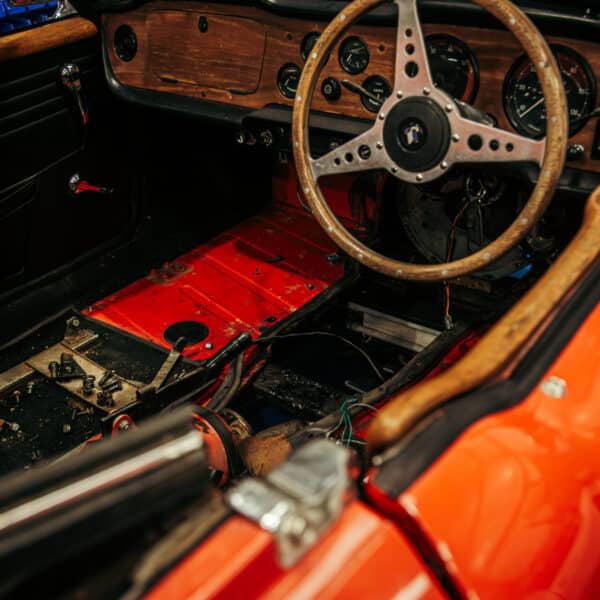 160426 1973 Triumph TR6 Gearbox removed 4