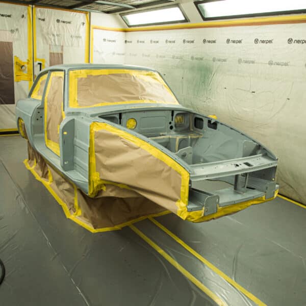 160426 1975 MG B GT V8 Painted in Tundra Green 1