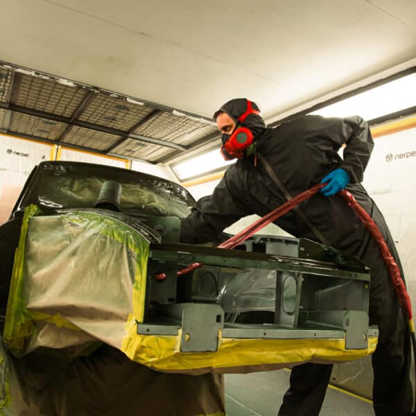 160426 1975 MG B GT V8 Painted in Tundra Green 50