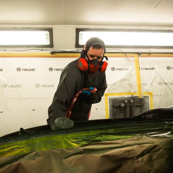 160426 1975 MG B GT V8 Painted in Tundra Green 56