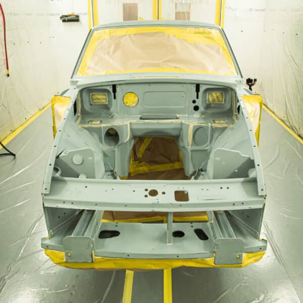 160426 1975 MG B GT V8 Painted in Tundra Green 6