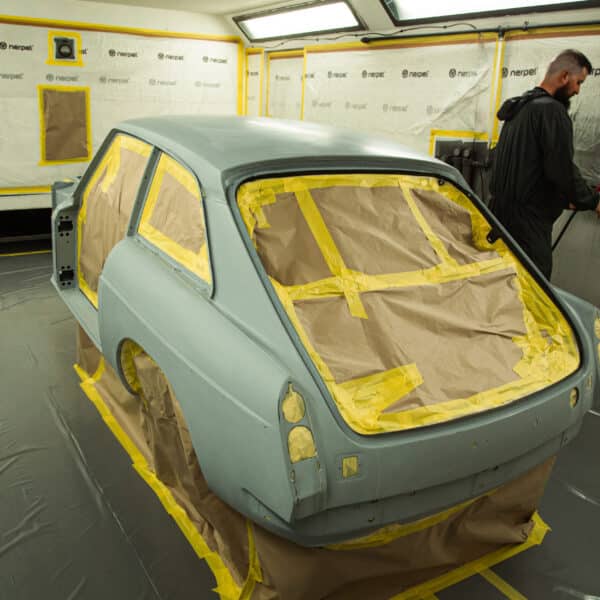 160426 1975 MG B GT V8 Painted in Tundra Green