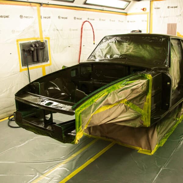 160426 1975 MG B GT V8 Painted in Tundra Green 74