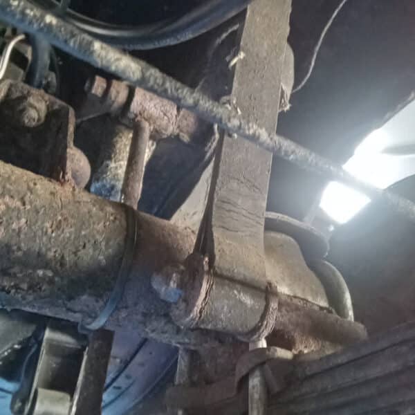 160426 1978 MG B GT Full Service and MOT prep 26