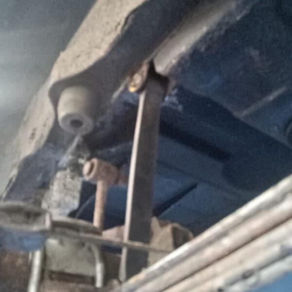 160426 1978 MG B GT Full Service and MOT prep 3