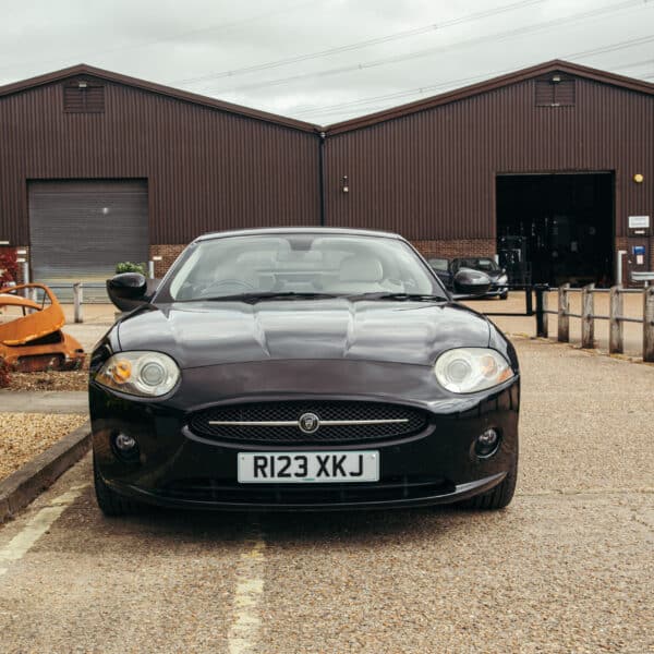 160426 2006 Jaguar XK Arrival 2