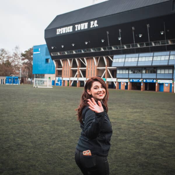 1975 MGB GT V8 delivery at ITFC portman road 02