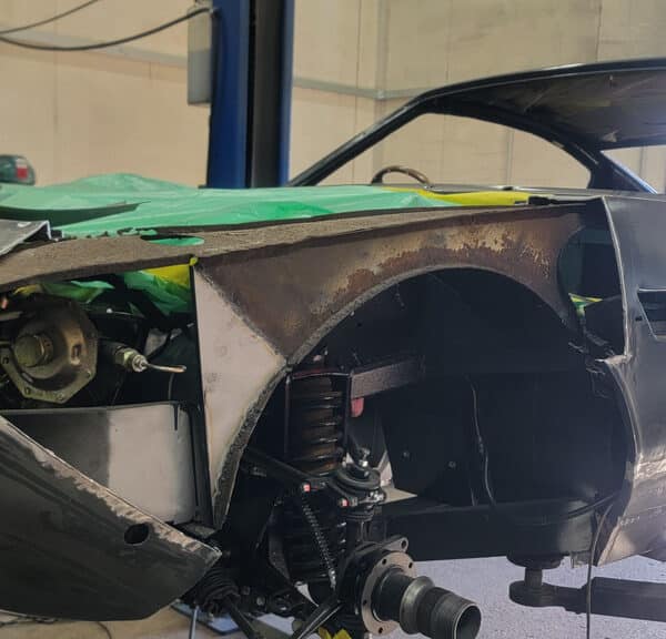 22042026 1970 Aston Martin DBS Vantage weldiing 3