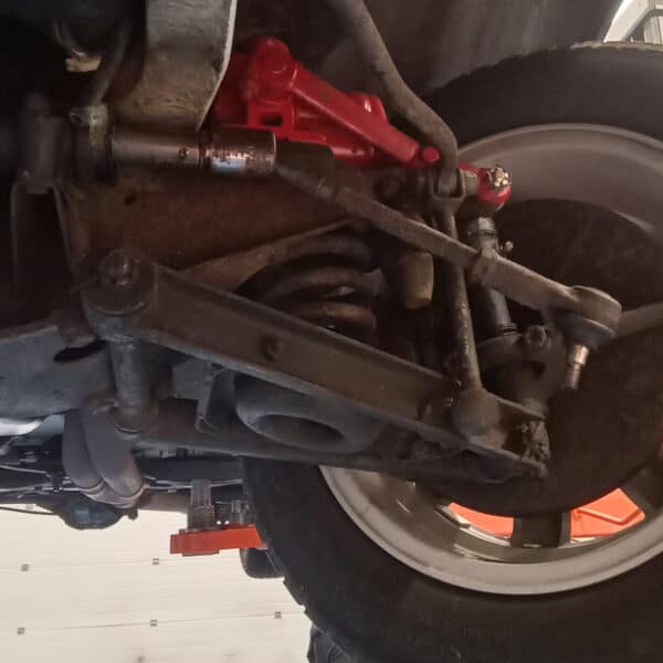 22042026 1973 MGB GT steering gators 1