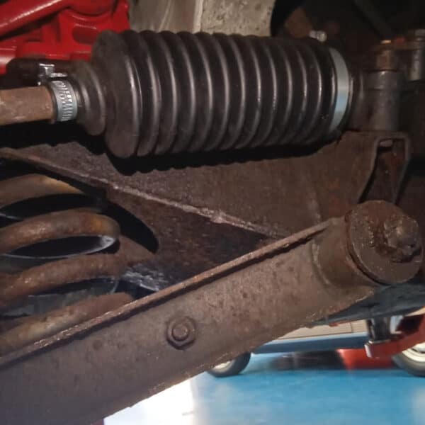 22042026 1973 MGB GT steering gators 6