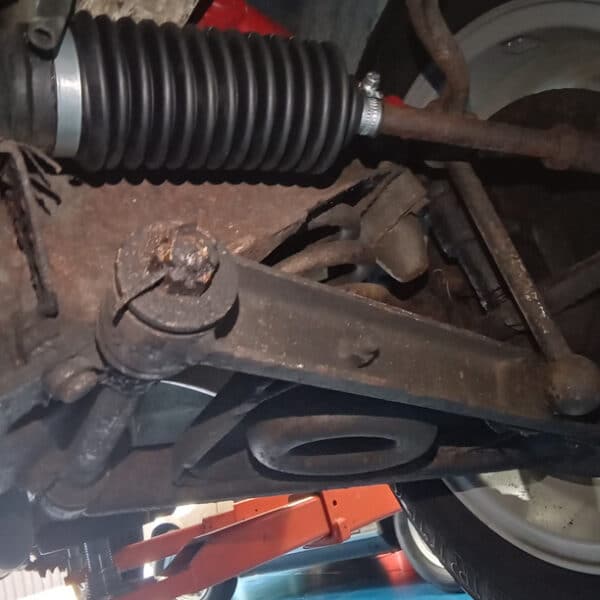 22042026 1973 MGB GT steering gators 7