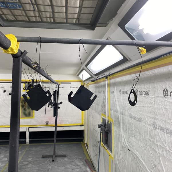 22042026 1975 MGB GT V8 shell painted 11