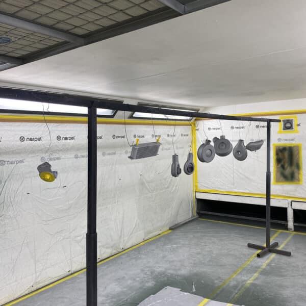 22042026 1975 MGB GT V8 shell painted 14