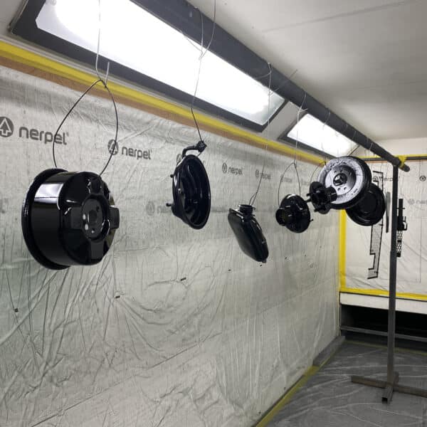 22042026 1975 MGB GT V8 shell painted 9