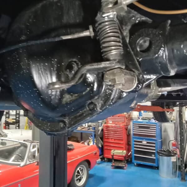 230426 1959 Jaguar MkIX Handbrake and Brake Bleed 8