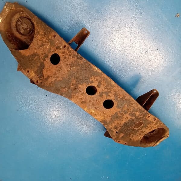 240425 1975 MGB GT V8 Front Crossmember 12