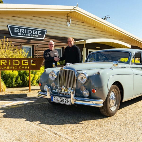 29 April Jaguar car pick up 12