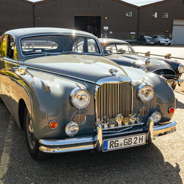 29 April Jaguar car pick up 17