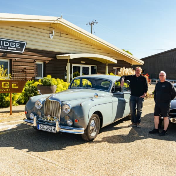 29 April Jaguar car pick up 6