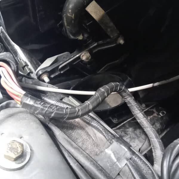 29042026 1987 Mercedes 500SL heater box 4