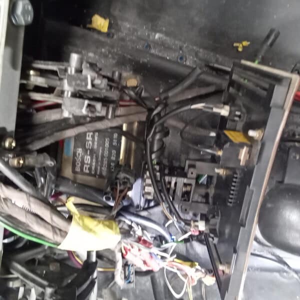 29042026 1987 Mercedes 500SL heater box 6