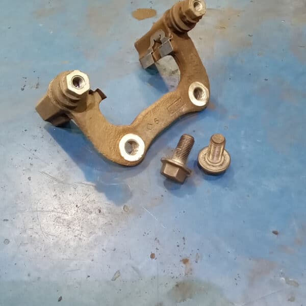 29042026 2010 Renault Wind check over and brakes 4