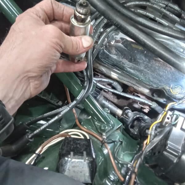 300426 1967 Sunbeam Tiger Service 18