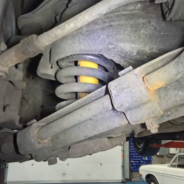 300426 1967 Sunbeam Tiger Service 24