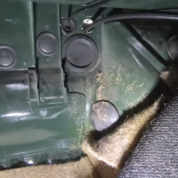 300426 1967 Sunbeam Tiger Service 5