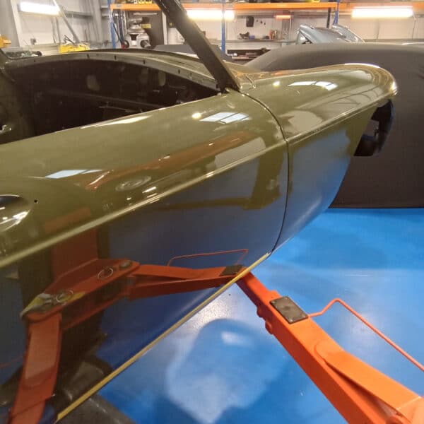 300426 1975 MGB GT V8 More Panelling Fitting