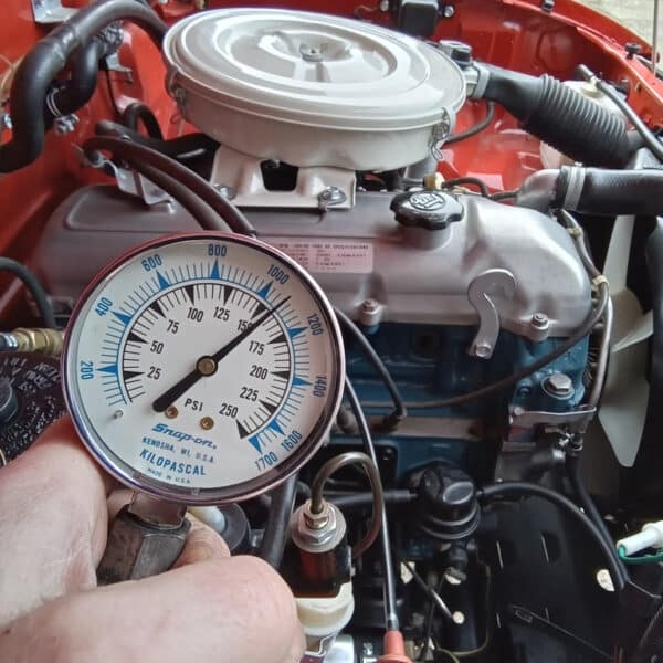 310326 1980 Toyota Hilux New Fuel Pump 3