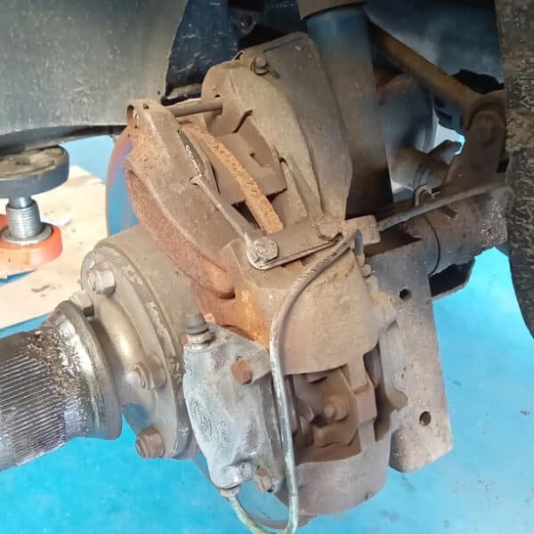 05052026 1966 Daimler V8 250 appraisel 7