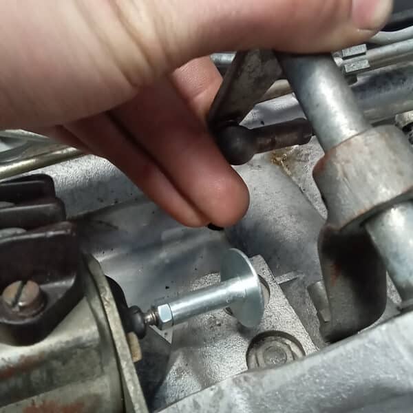 05052026 1970 Mercedes 280 SL repairs 56