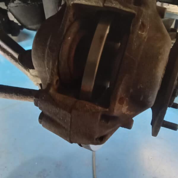 05052026 1972 Rover P5 repairs 12