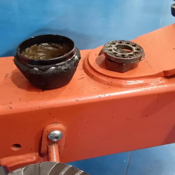 05052026 1972 Rover P5 repairs 18