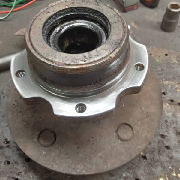 05052026 1972 Rover P5 repairs 9