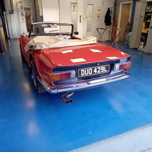 05052026 1973 Triumph TR6 full paint process 25