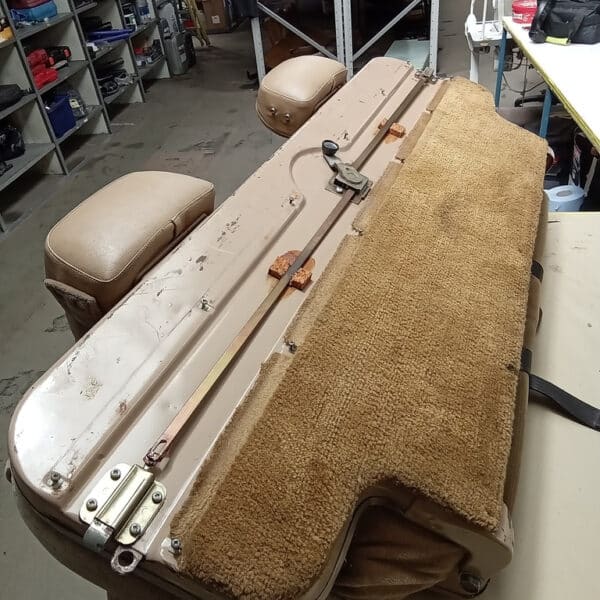05052026 1982 Range Rover In Vogue seat strip down 8
