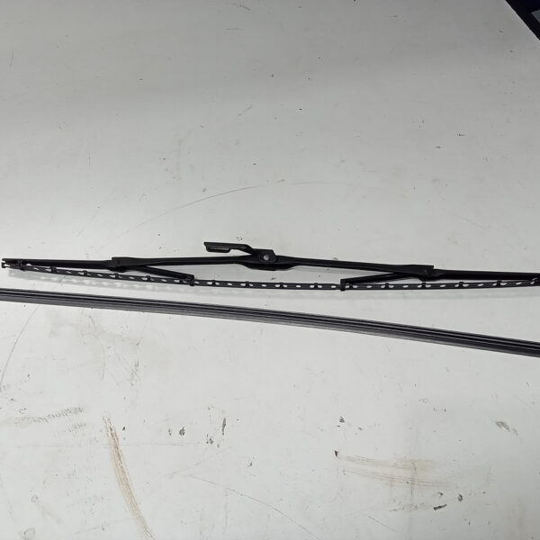 05052026 1983 Toyota Hilux repiars 2
