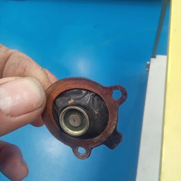 05052026 1983 Toyota Hilux repiars 7