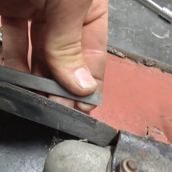 070526 1958 Rover 90 Teardown 35
