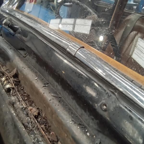 070526 1958 Rover 90 Teardown 57