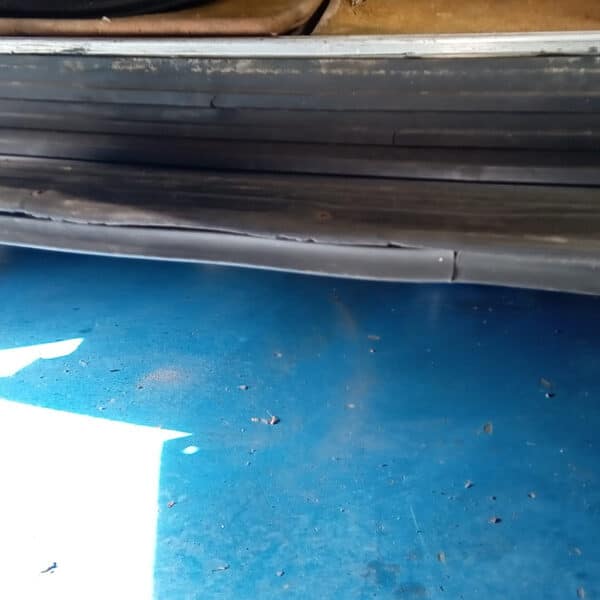 070526 1958 Rover 90 Teardown 72