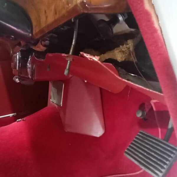 070526 1966 Daimler 250 V8 Repairs 13
